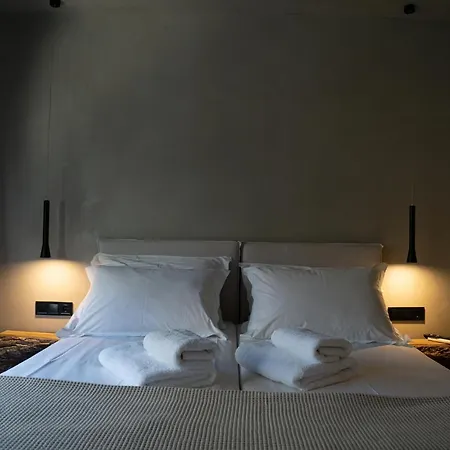 Lux Casa, Urban Eco Athens