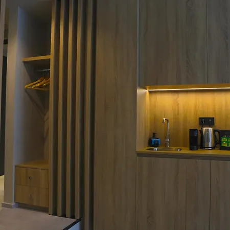 Lux Casa, Urban Eco